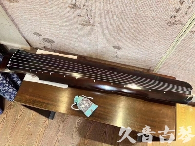 贵港市●久音古琴  ●今日推荐  [高级演奏仲尼式]
